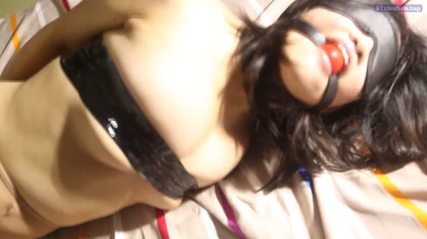 [3Agirl女郎]2015.04.01 No.046期视频 挣扎着挣脱的她