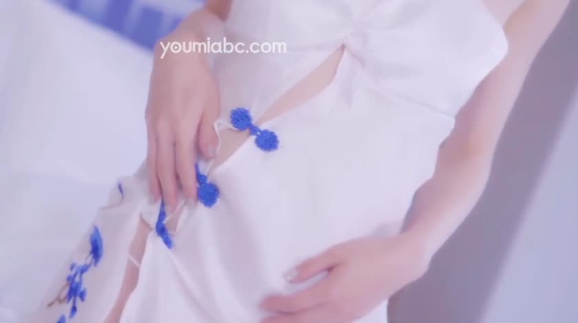 [YouMi尤蜜] 2019.09.27 NO.390 山青花欲燃 梦心月[1V／139MB]