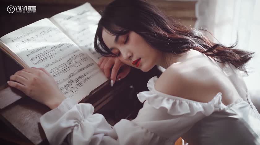 [YALAYI雅拉伊]视频 2019.01.28 V013《画中伊人》项兴咏[1V／137M]