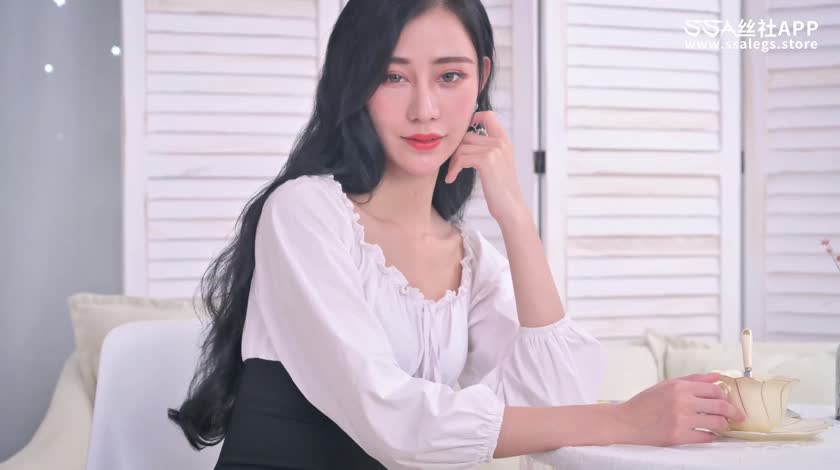 [SSA丝社] 短片 NO.082 雪儿 CdR闪亮菱格纹丝袜