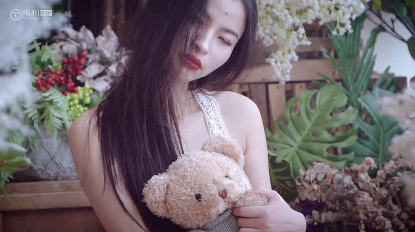 [YALAYI雅拉伊]视频 2020.10.09 V147《盛夏的果实》小竹 [1V／88.5MB]