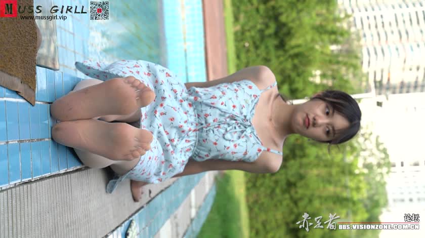 [MussGirl慕丝女郎]视频 NO.009-不叶 纯欲颜值巅峰不叶泳池花裙丝足秀