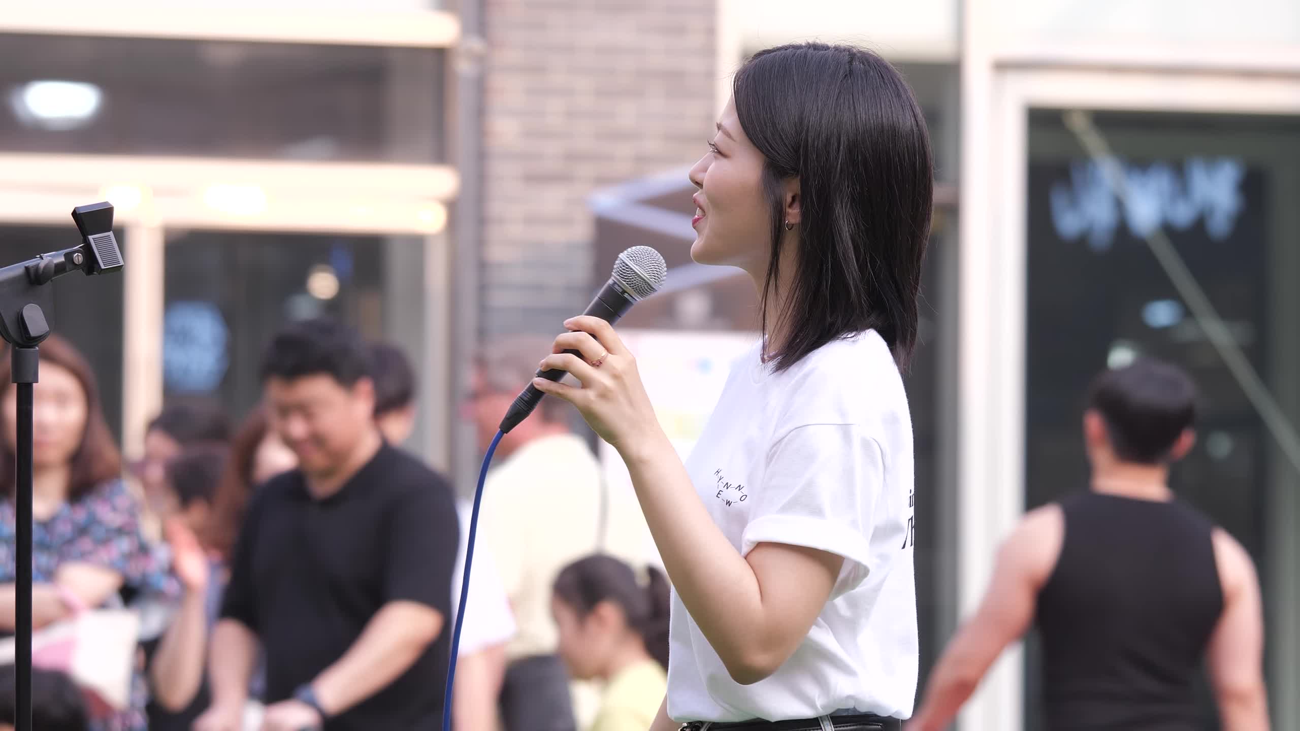 앵콜 후 한곡 더 요청에 무반주 HEAVEN 말아주는 HYNN (박혜원) [ 송도 트리플스트리트 버스킹]