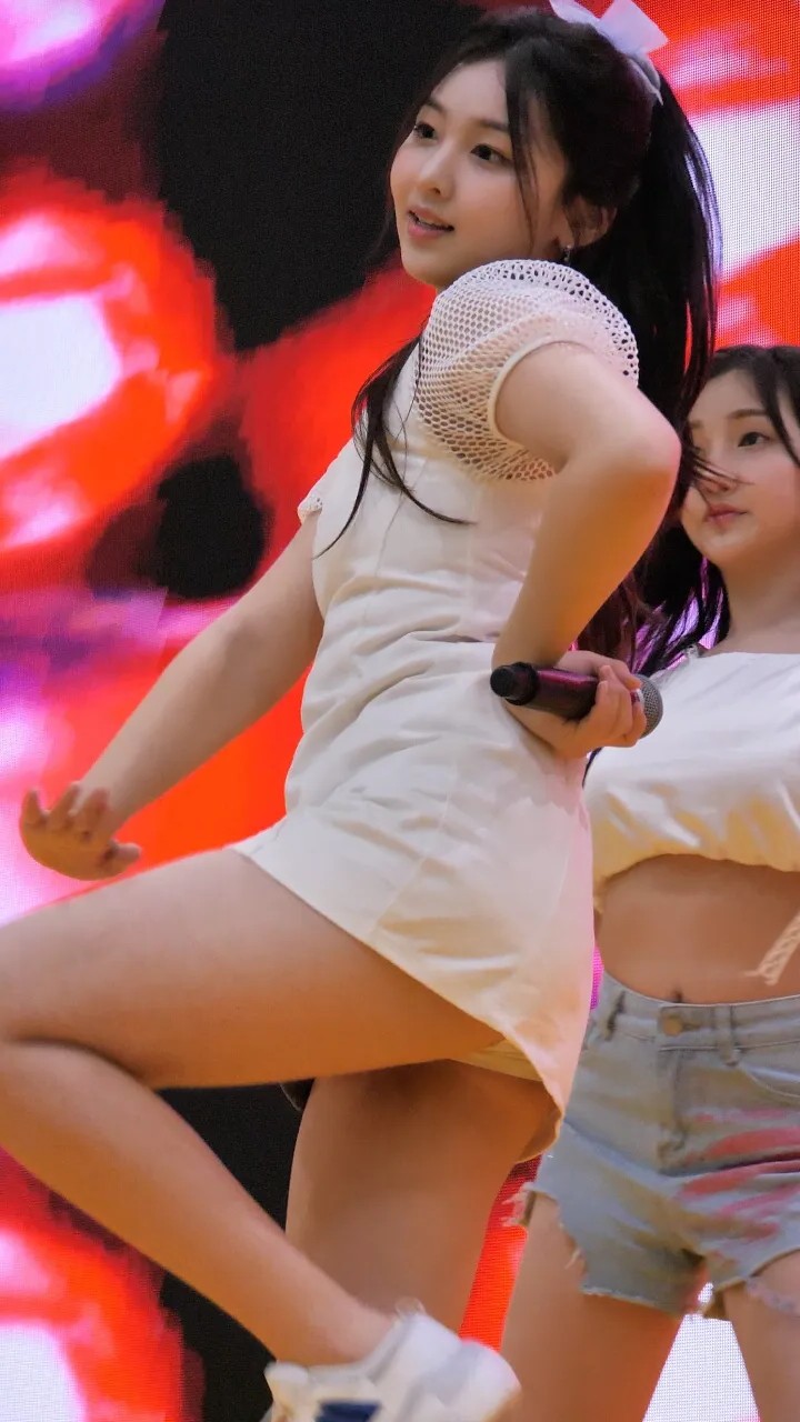 버스터즈 BUSTERS 지은 JiEun - 피오니아 Paeonia (캐릭터라이선싱페어 코엑스) 직캠