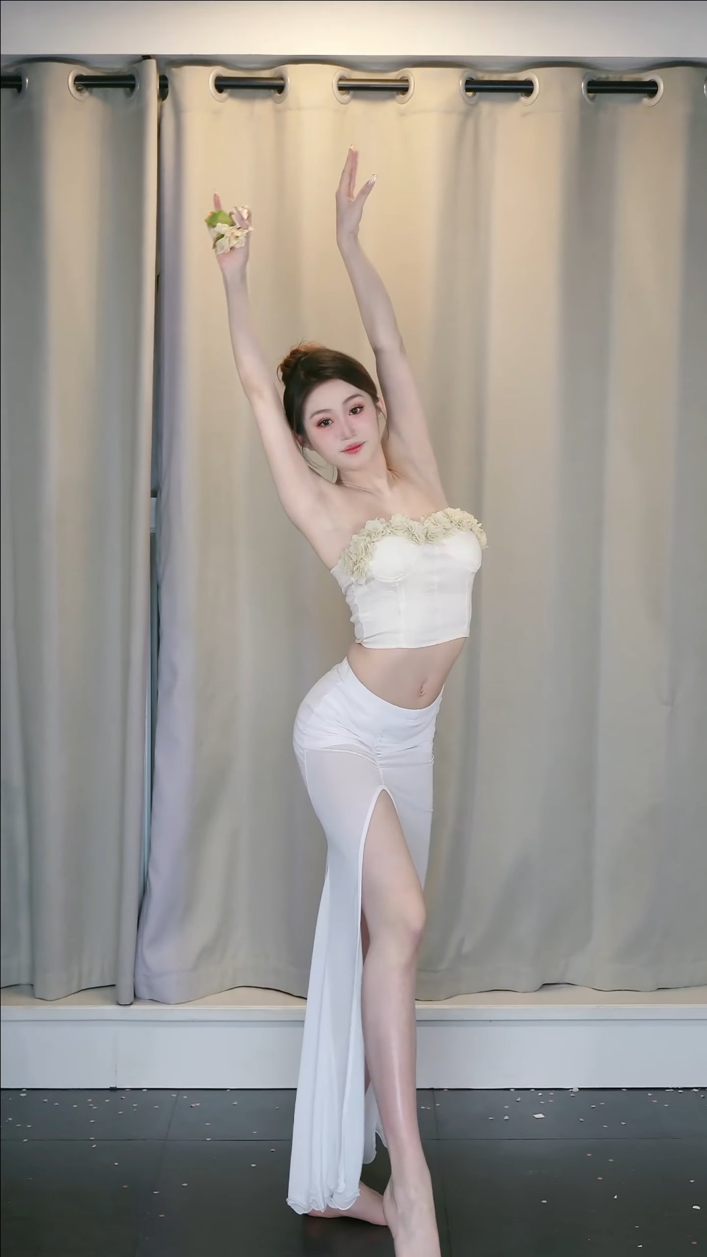 美女热舞1061