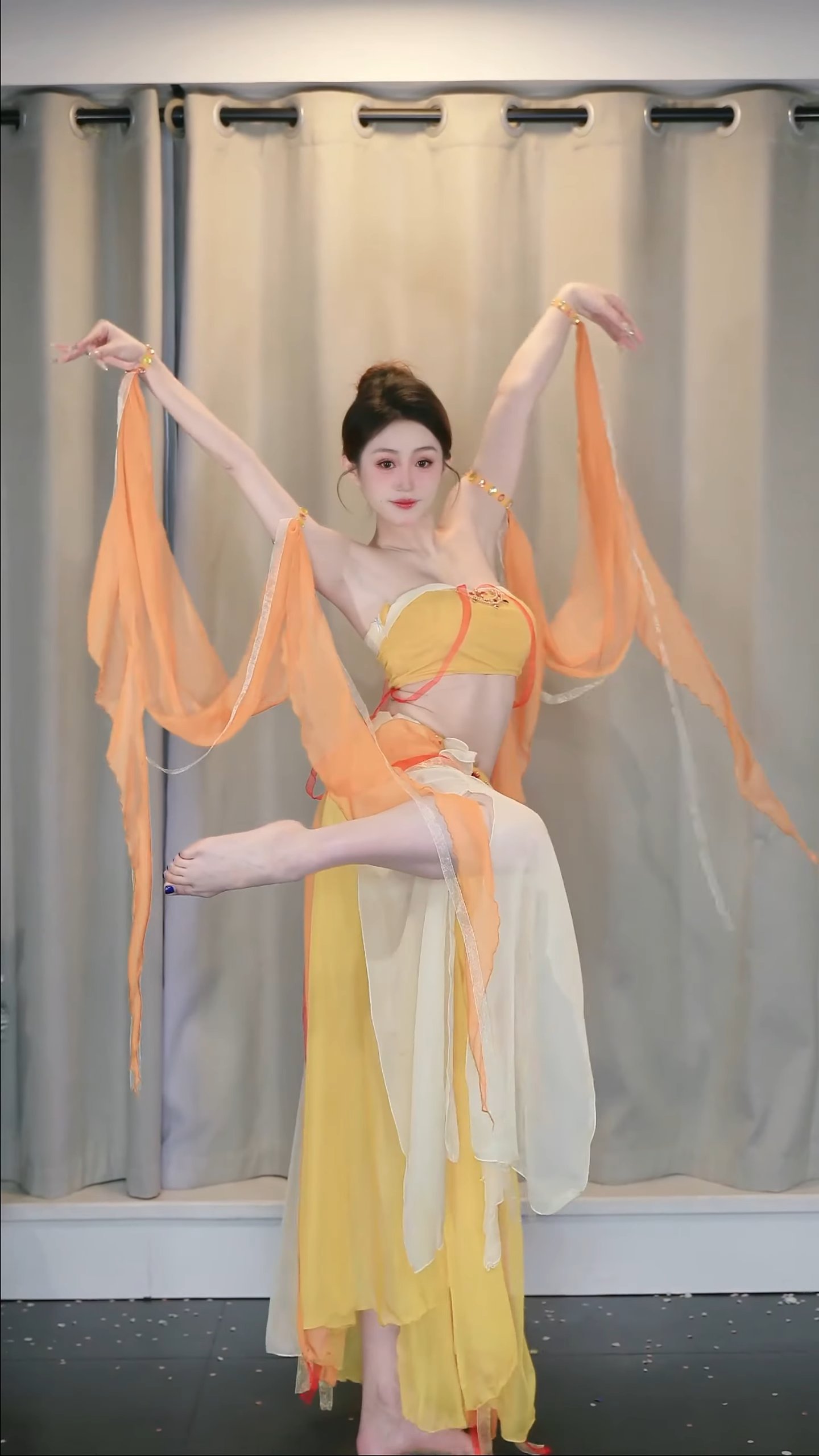 美女热舞1032